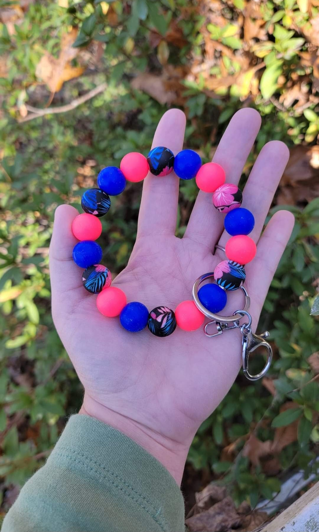 Pre-made wristlets tiktok live sale